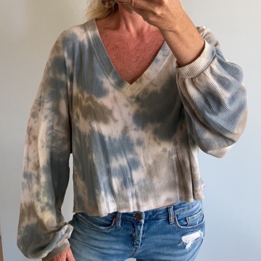 Cropped, Blue & Grey Tie Dye Top - Picture 7 of 8